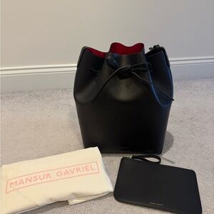 NWOT Mansur Gavriel Bucket Bag with Red Interior
